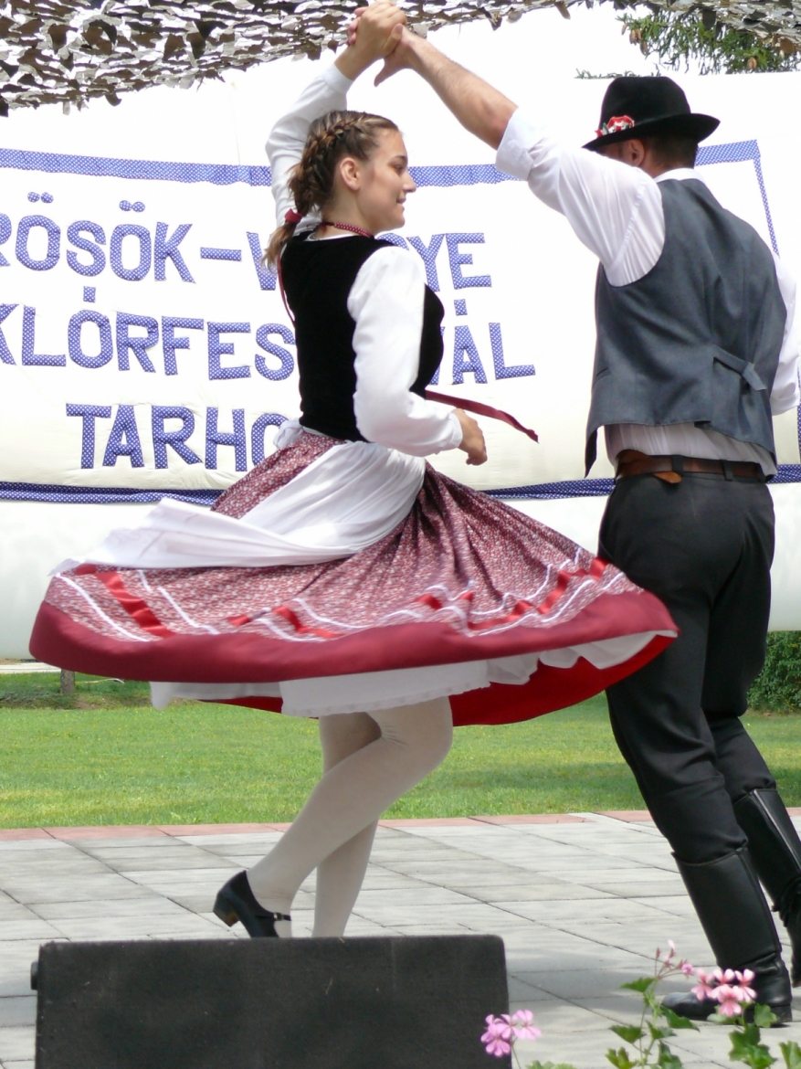 MEGJELENT A "RENDEZVÉNYES" PÁLYÁZATI FELHÍVÁSUNK!